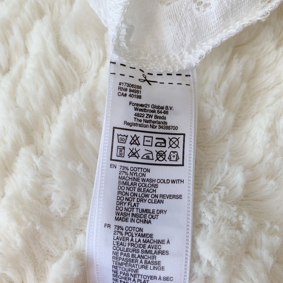 Forever 21 M White Crochet Formal Top - Picture 6 of 6